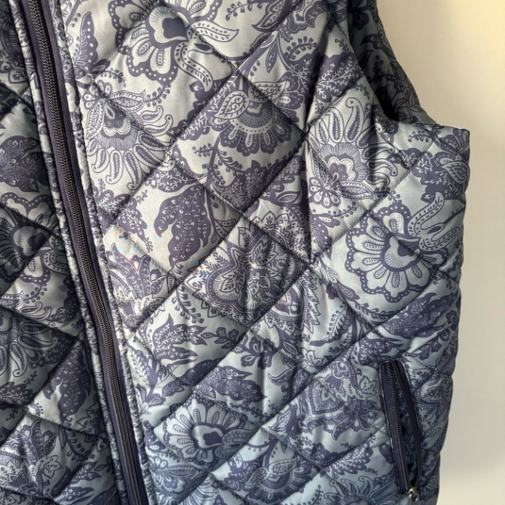 Vera Bradley Nylon Puffer Vest Fleece Lined Women's Size 2XL Grey Navy Floral - Picture 4 of 5